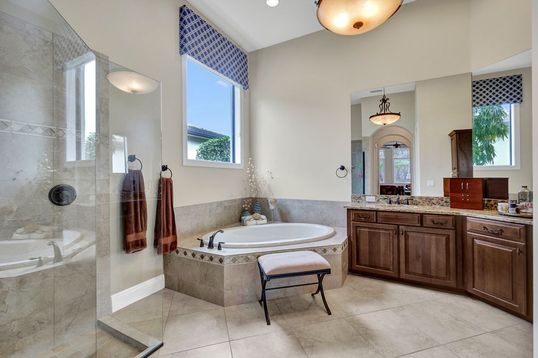 16830 Cabreo Dr, Naples, FL 34110