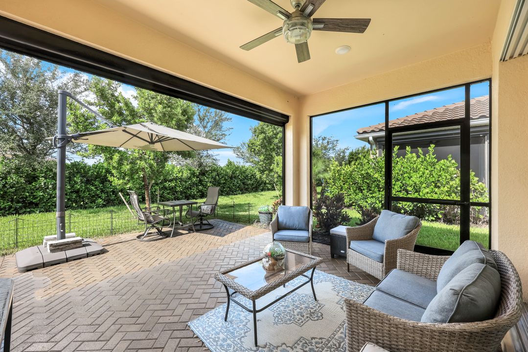 10341 Bonavie Cv Dr, Fort Myers, FL 31570