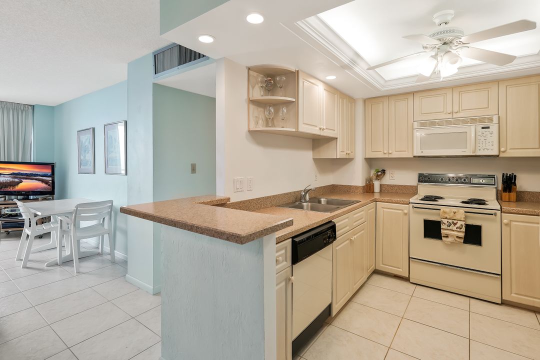 380 Seaview Ct #1910, Marco Island, FL 34145