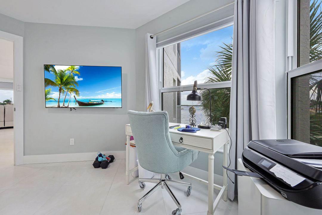 991 N Barfield Dr #308, Marco Island, FL 34145
