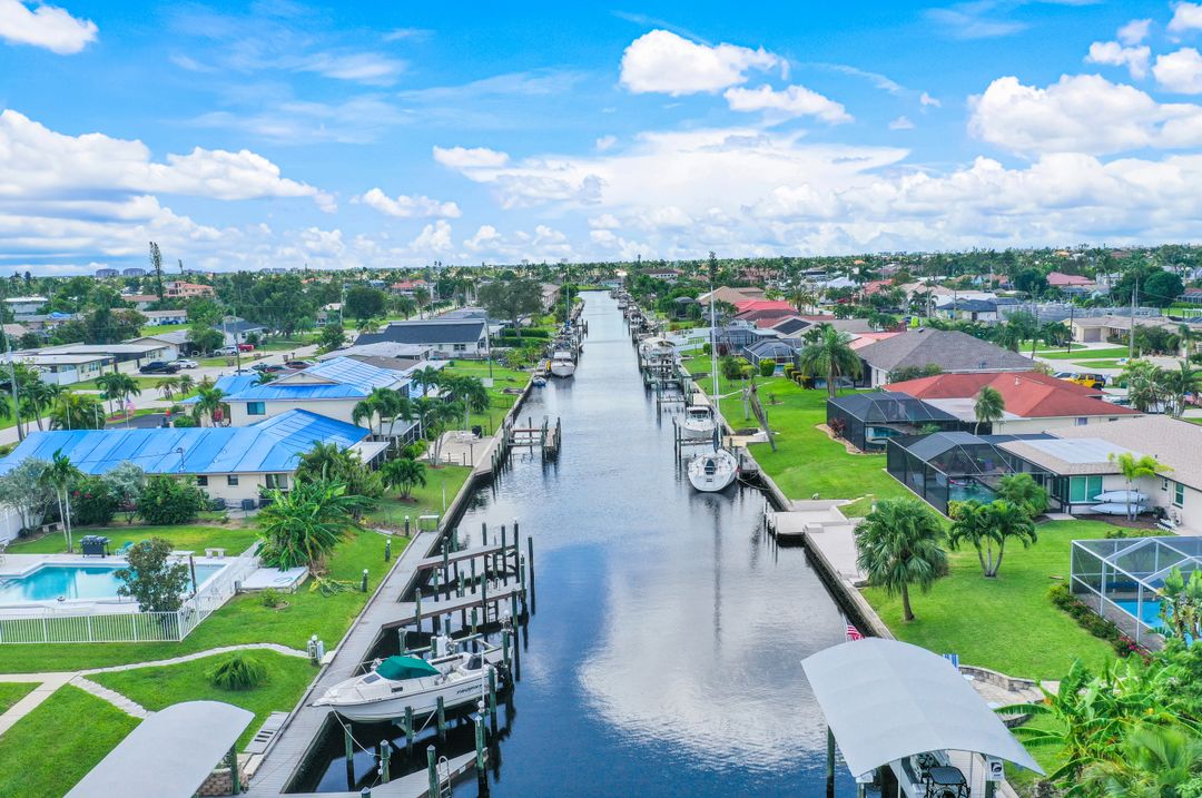 4807 Triton Ct W, Cape Coral, FL 33904