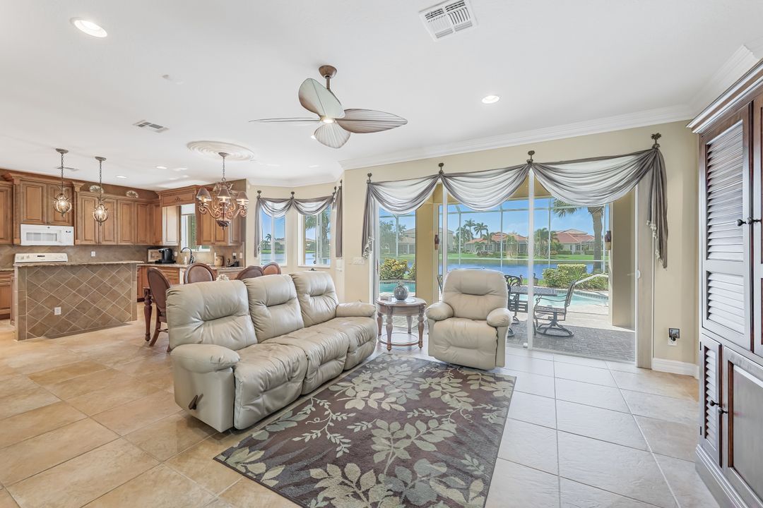 8710 Paseo De Valencia St, Fort Myers, FL 33908
