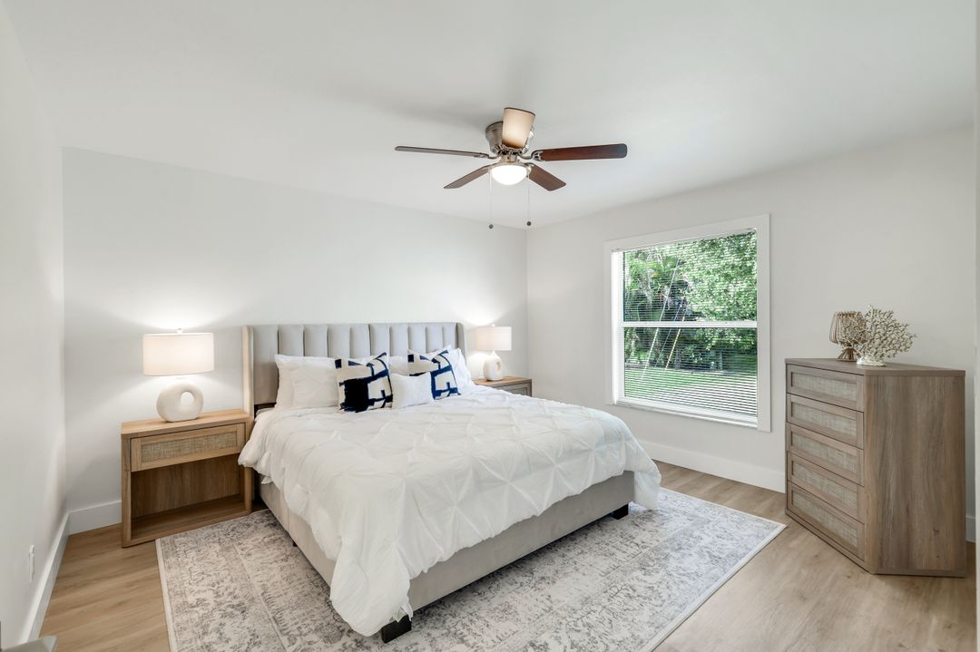 3322 Oasis Blvd, Cape Coral, FL 33914