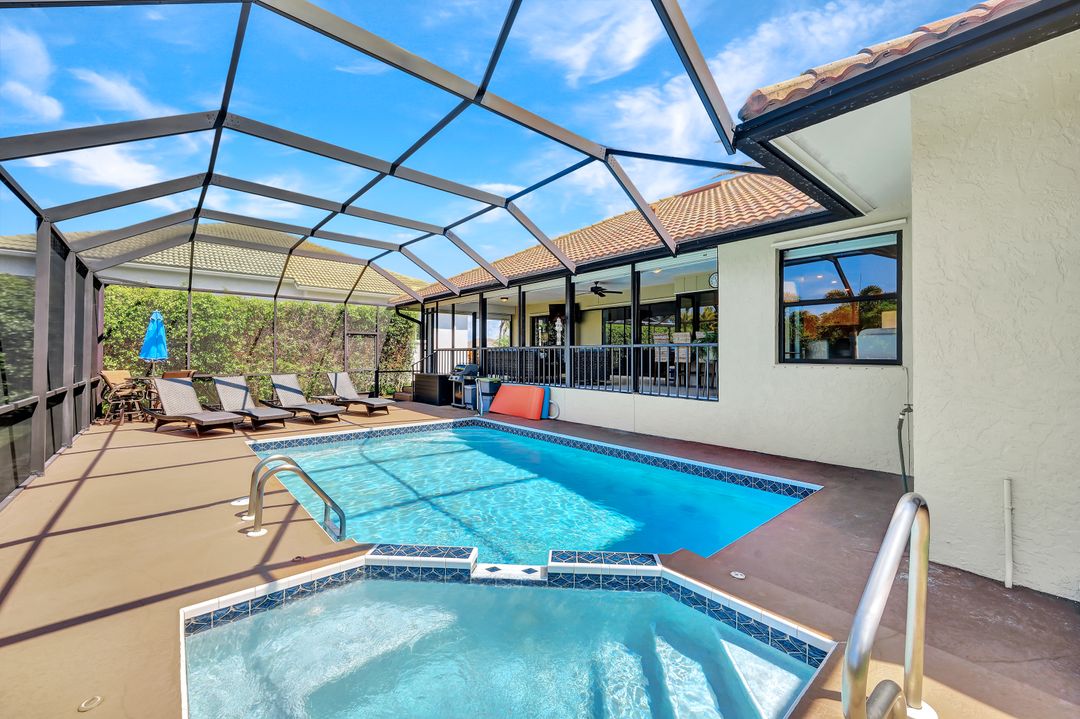 568 Elk Cir, Marco Island, FL 34145