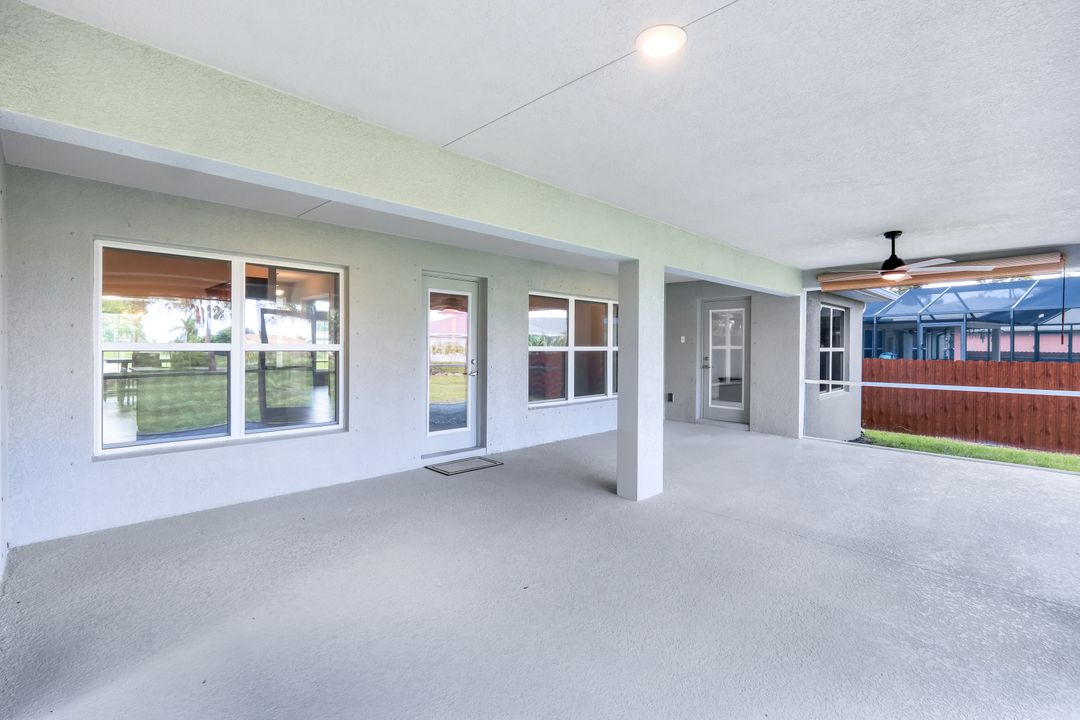 3457 NE 18th Pl, Cape Coral, FL 33909