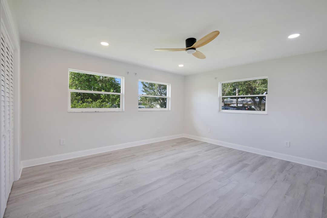 5211 Pocatella Ct, Cape Coral, FL 33904