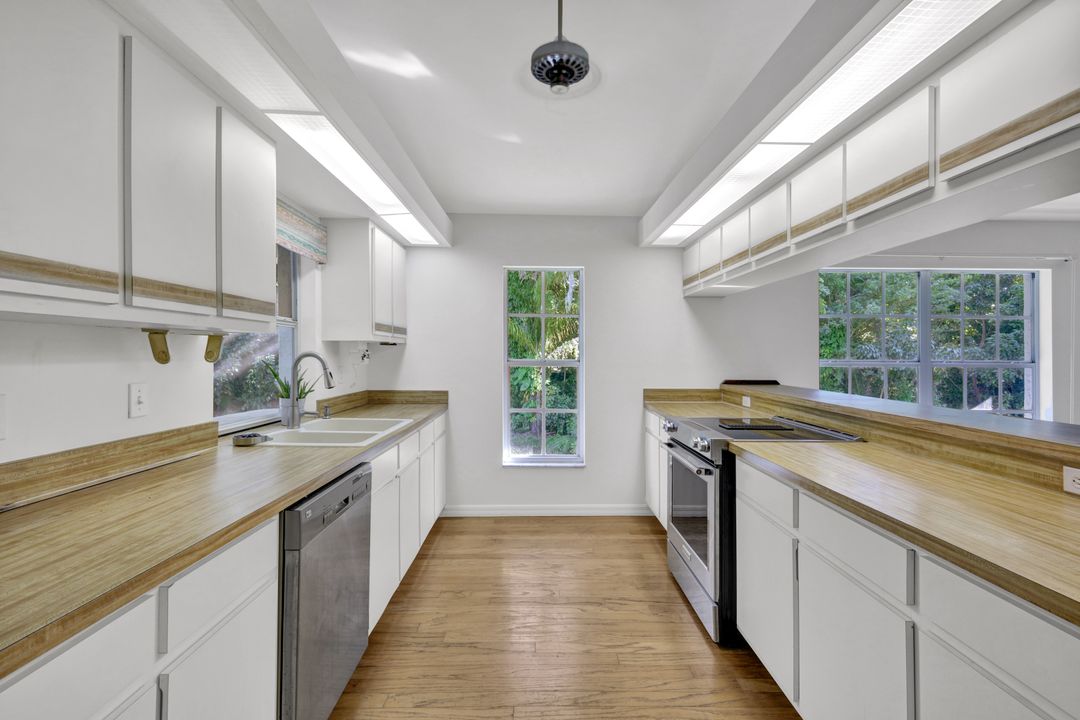 1345 Barrett Rd, North Fort Myers, FL 33903