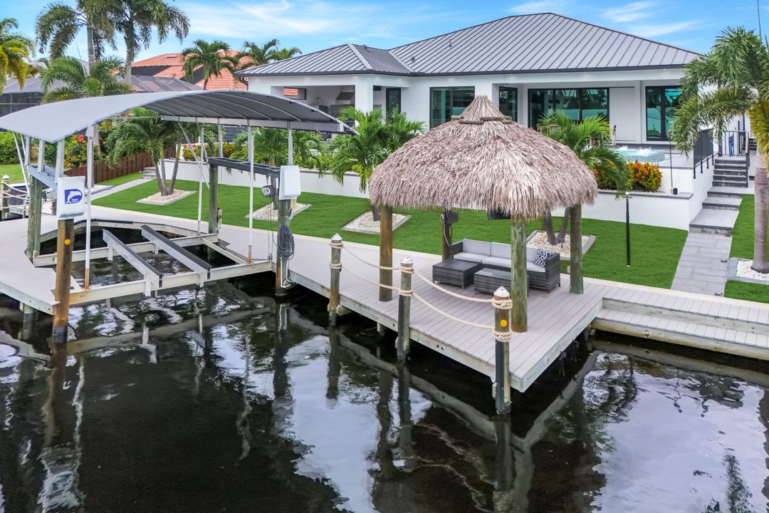126 SW 57th St, Cape Coral, FL 33914