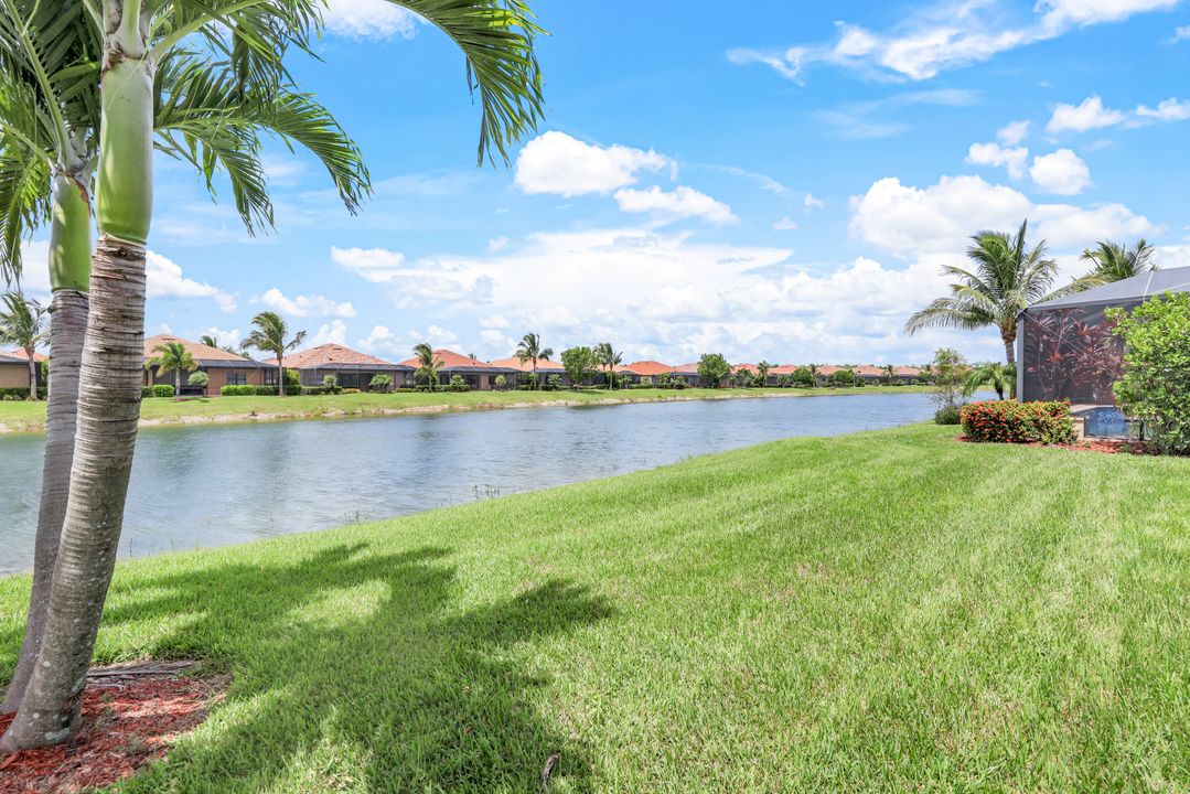 28102 Edenderry Ct, Bonita Springs, FL 34135