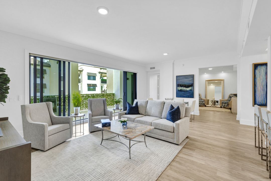 1030 3rd Ave S #419, Naples, FL 34102