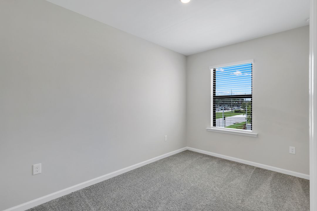 27907 Radiant Ct, Bonita Springs, FL 34135