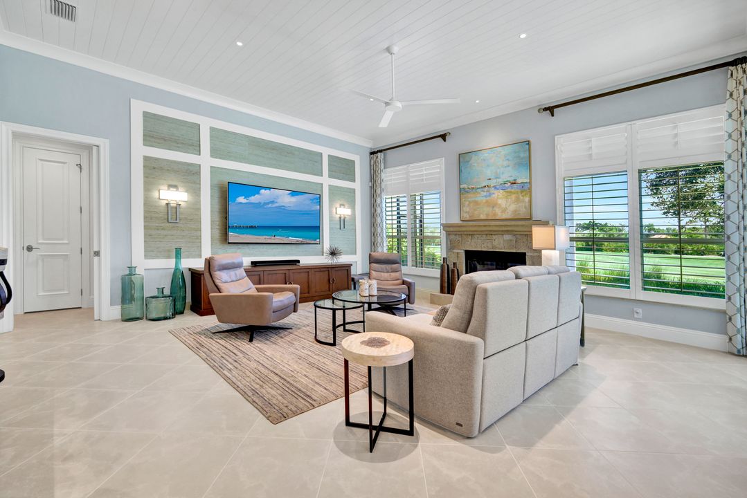 12590 Collier's Reserve Dr, Naples, FL 34110