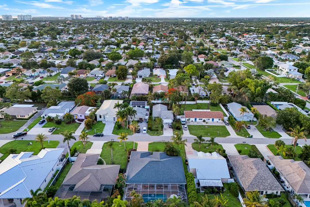 778 95th Ave N, Naples, FL 34108
