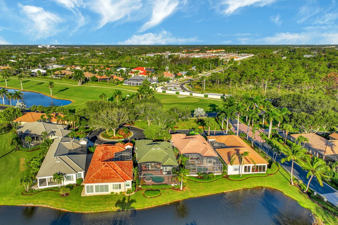 4970 Bollard Ct, Naples, FL 34112
