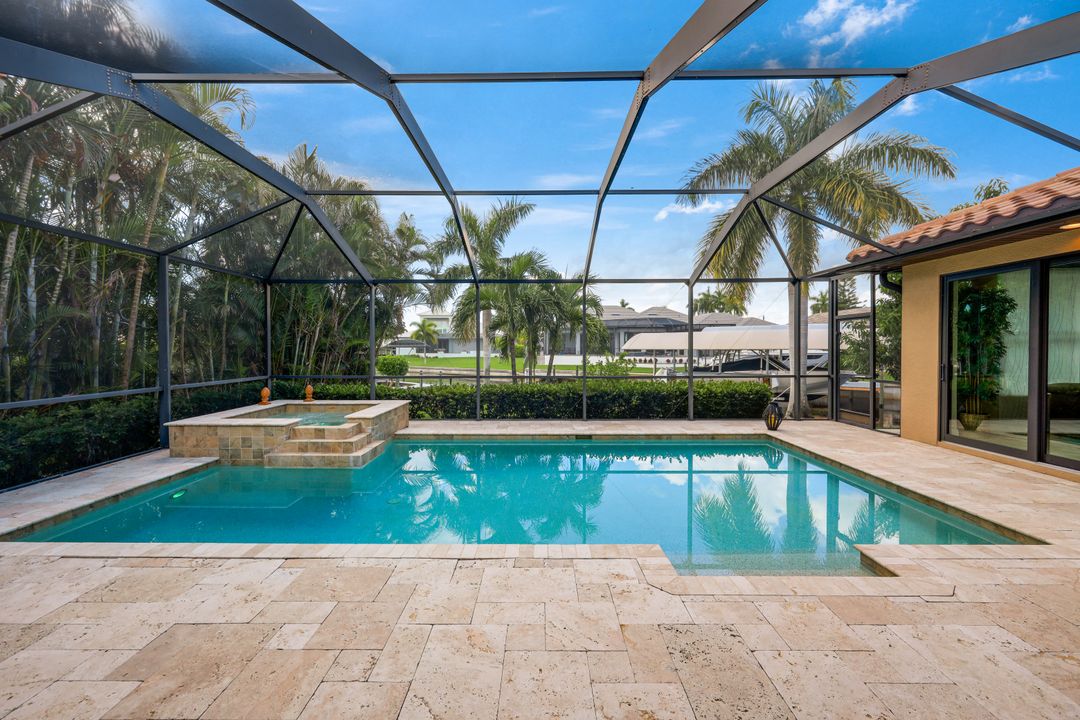 5314 Nautilus Dr, Cape Coral, FL 33904