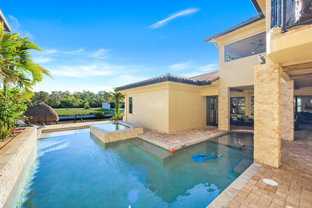 2709 NW 41st Ave, Cape Coral, FL 33993