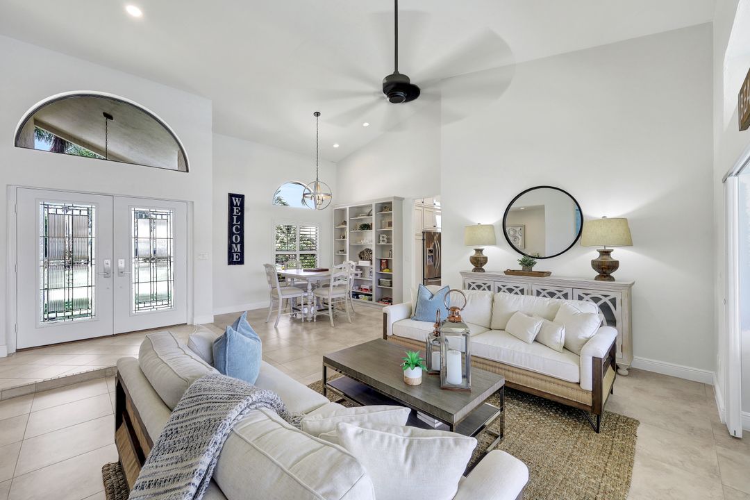 665 Rockport Ct, Marco Island, FL 34145