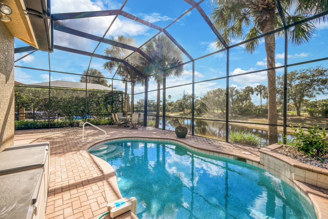 18190 Parkside Greens Dr, Fort Myers, FL 33908