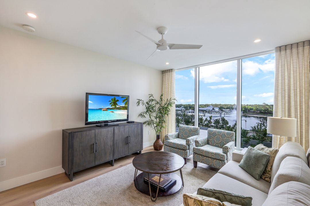 13925 Old Coast Rd #502, Naples, FL 34110