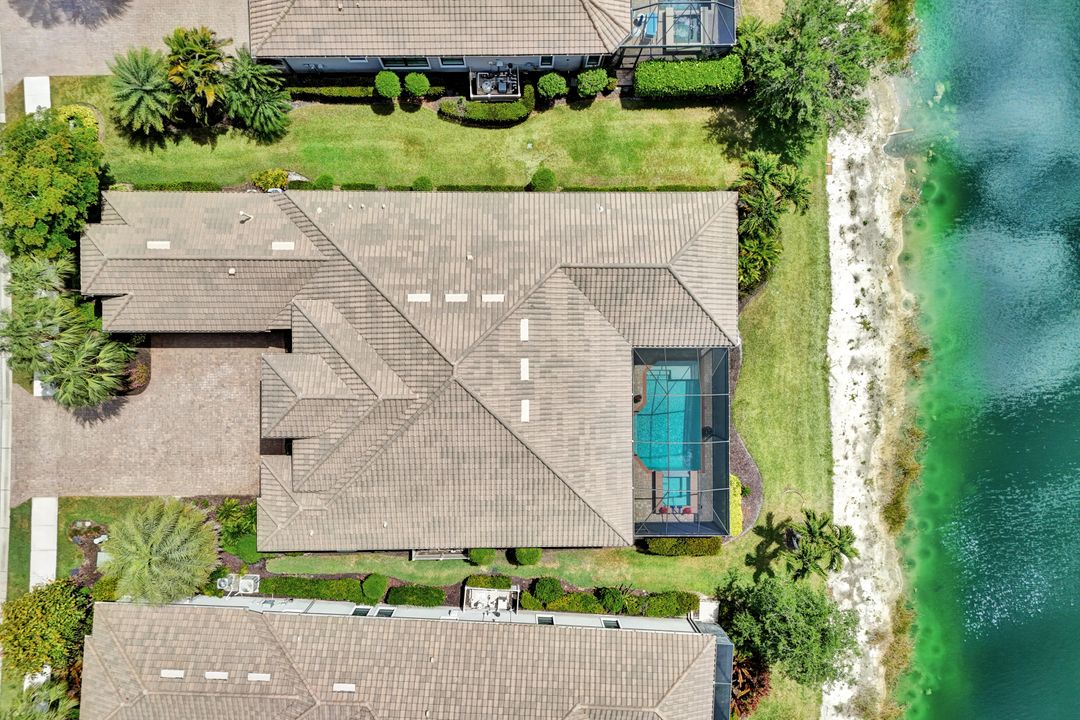 8675 Amour Ct, Naples, FL 34119