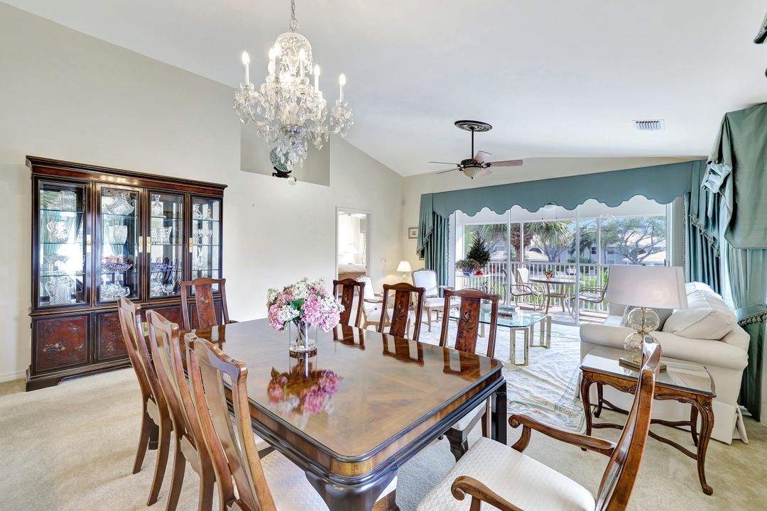 6200 Reserve Cir #404, Naples, FL 34119