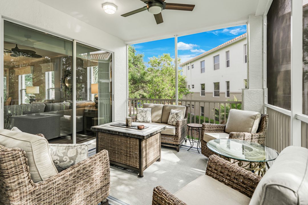 8267 Parkstone Pl #201, Naples, FL 34120