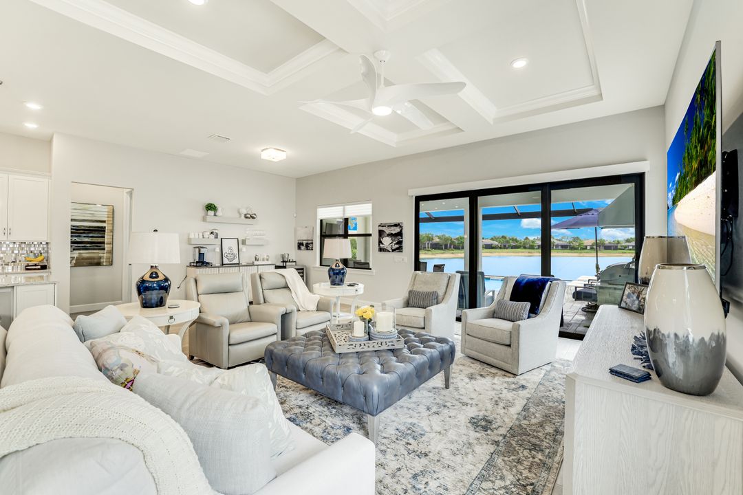 7631 Winding Cypress Dr, Naples, FL 34114