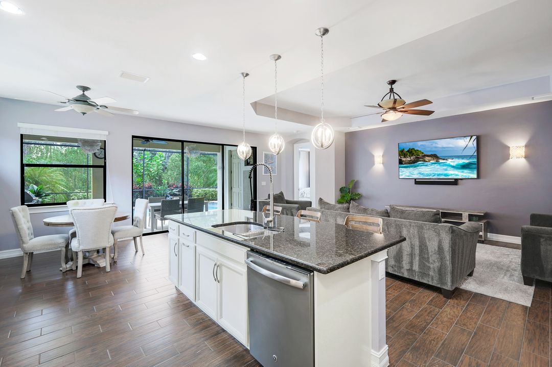 14374 Tuscany Pointe Trl, Naples, FL 34120