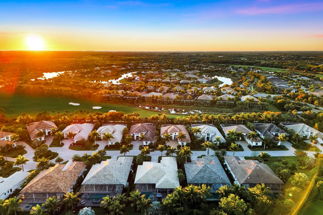 3124 Livorno Lane, Naples, FL 34110