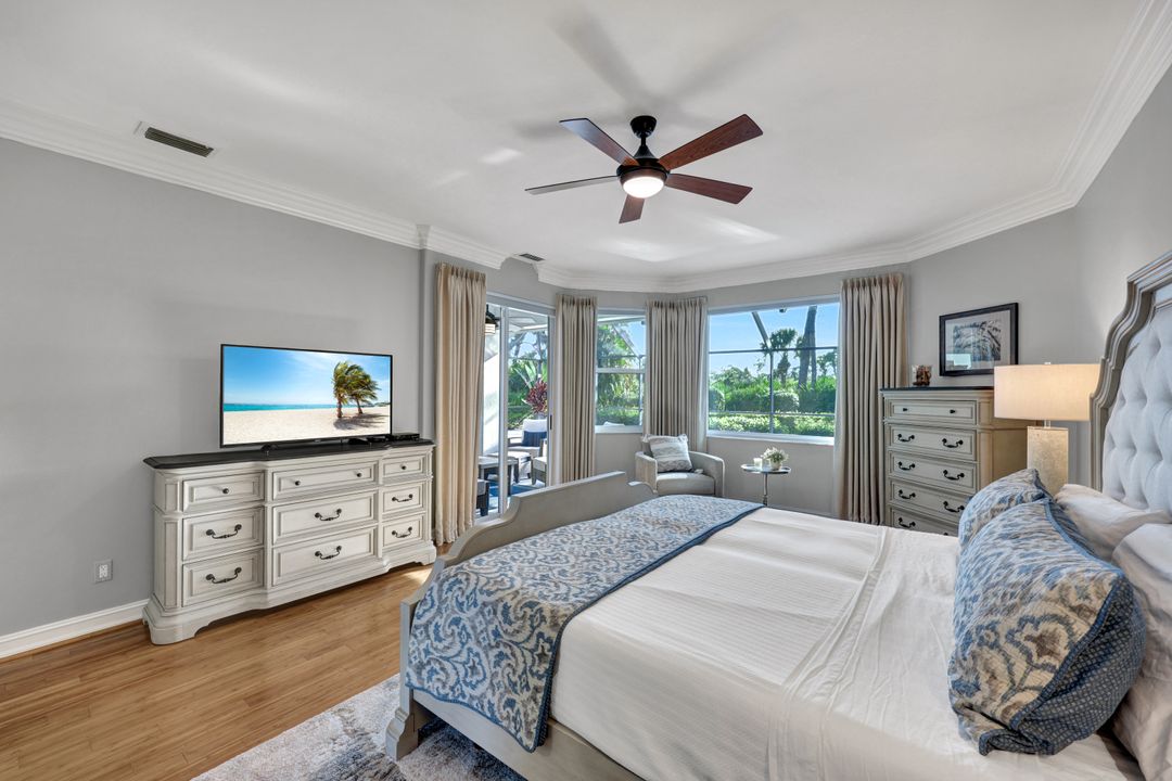 25011 Goldcrest Dr, Bonita Springs, FL 34134