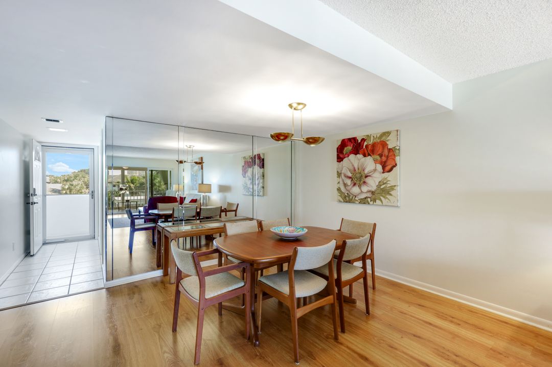 4200 Belair Ln #302, Naples, FL 34103