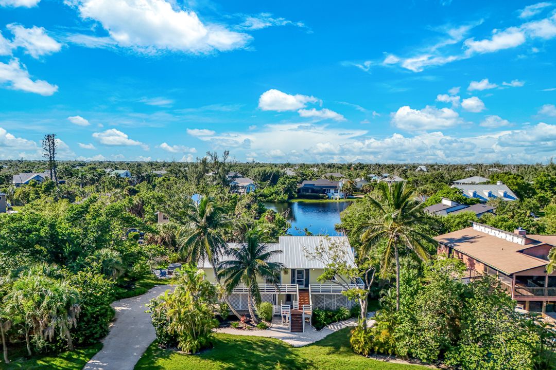 1752 Serenity Ln, Sanibel, FL 33957