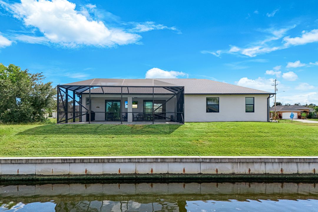 2305 SW 32nd St, Cape Coral, FL 33914