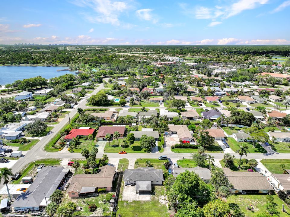 3950 Mohawk Pl, Naples, FL 34112