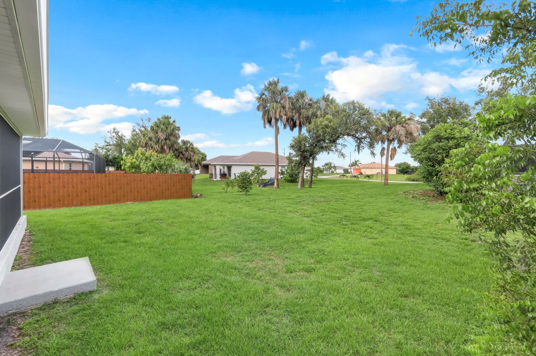 3457 NE 18th Pl, Cape Coral, FL 33909
