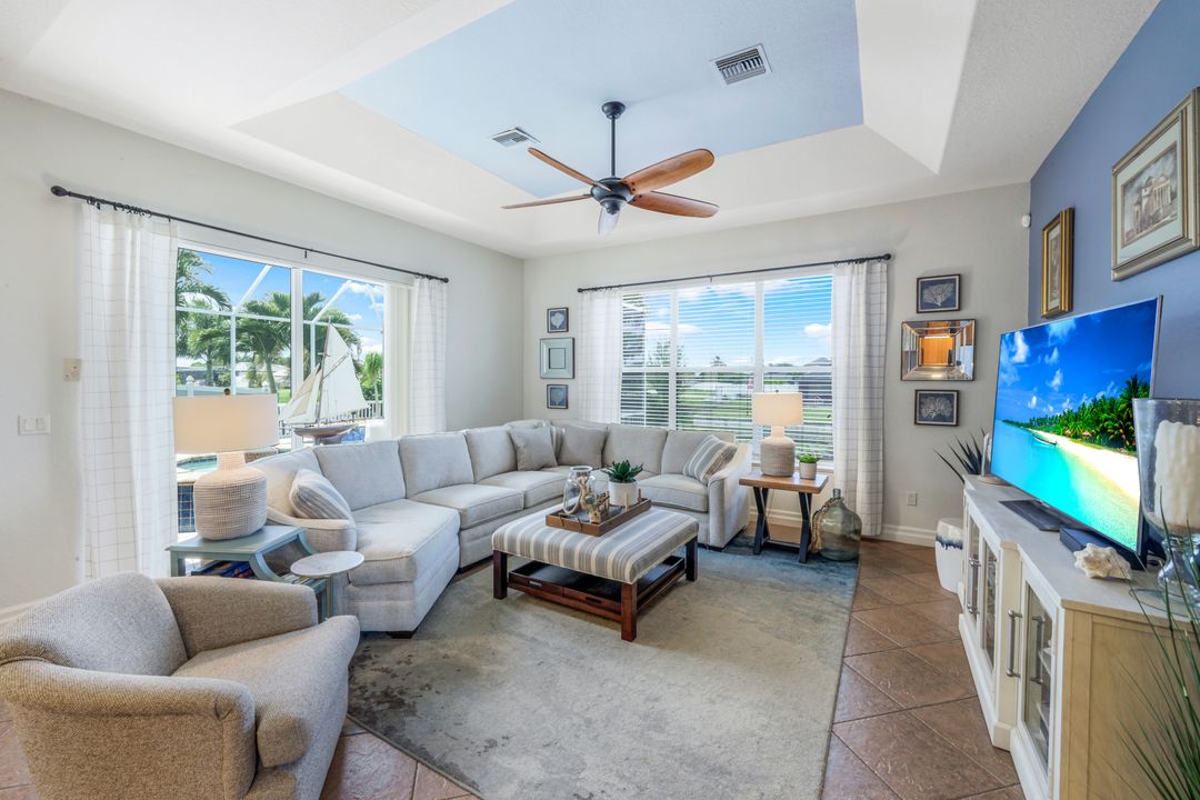 3214 SW 11th Pl, Cape Coral, FL 33914