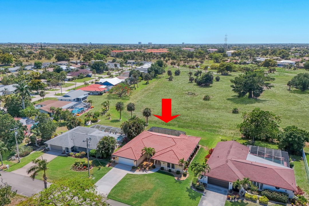 3718 SE 8th Ave, Cape Coral, FL 33904