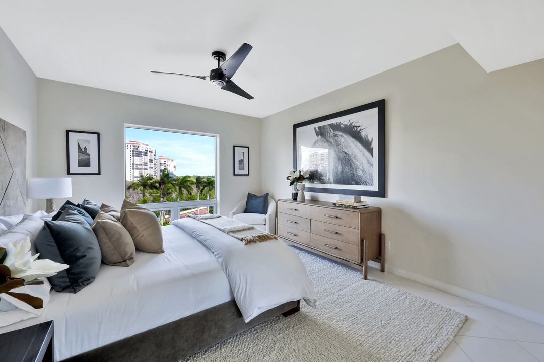 8473 Bay Colony Dr #503, Naples, FL 34108