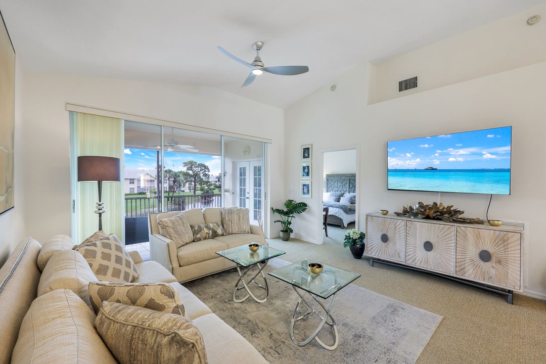 437 Wiggins Lake Ct #201, Naples, FL 34110