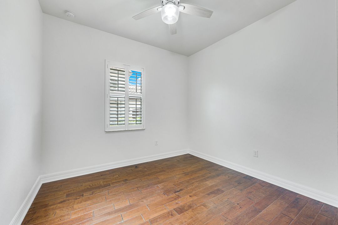 12643 Kinross Ln, Naples, FL 34120