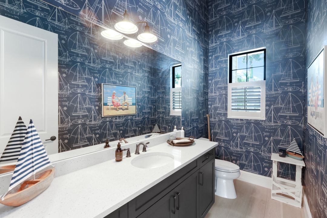 3154 Malaga Way, Naples, FL 34105
