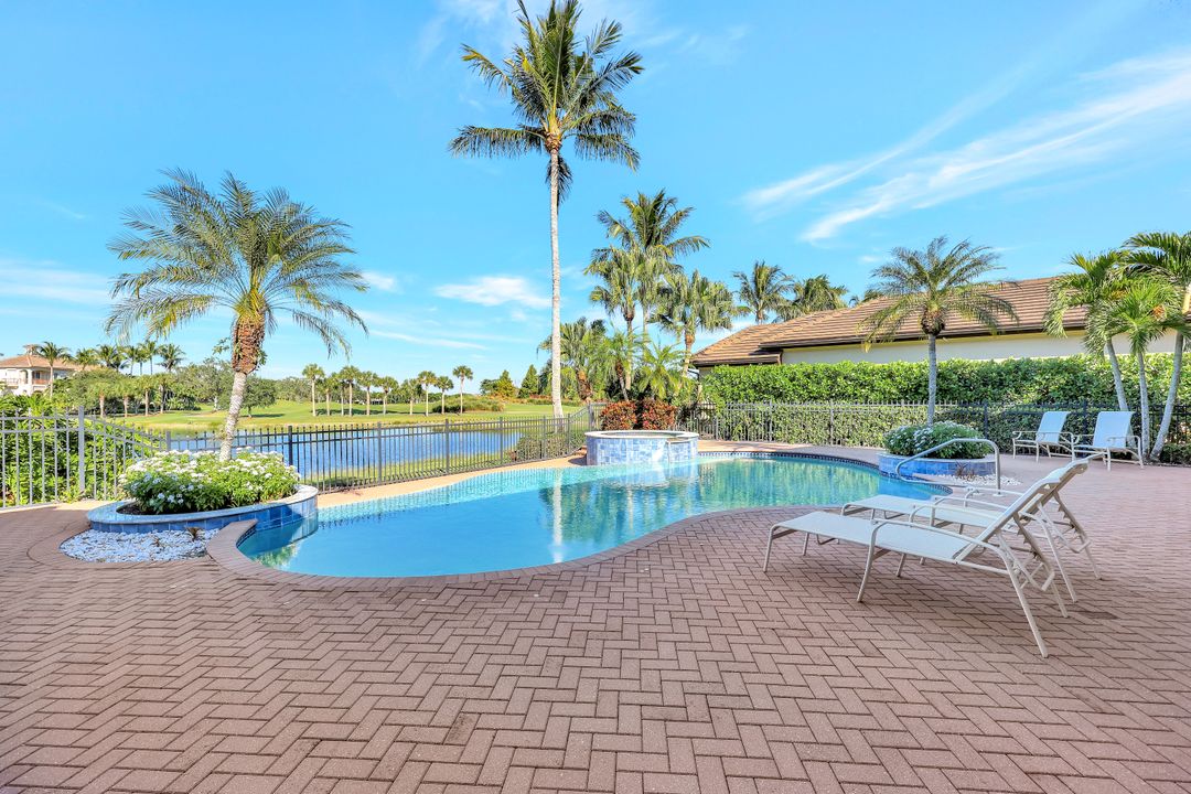 8728 Purslane Dr, Naples, FL 34109