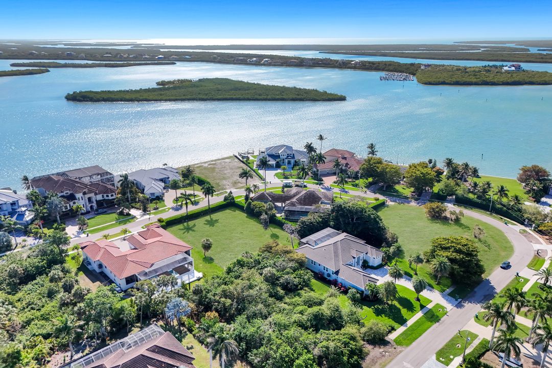 1080 Caxambas Dr, Marco Island, FL 34145