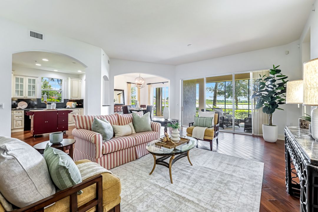 3164 Serena Ln #101, Naples, FL 34114