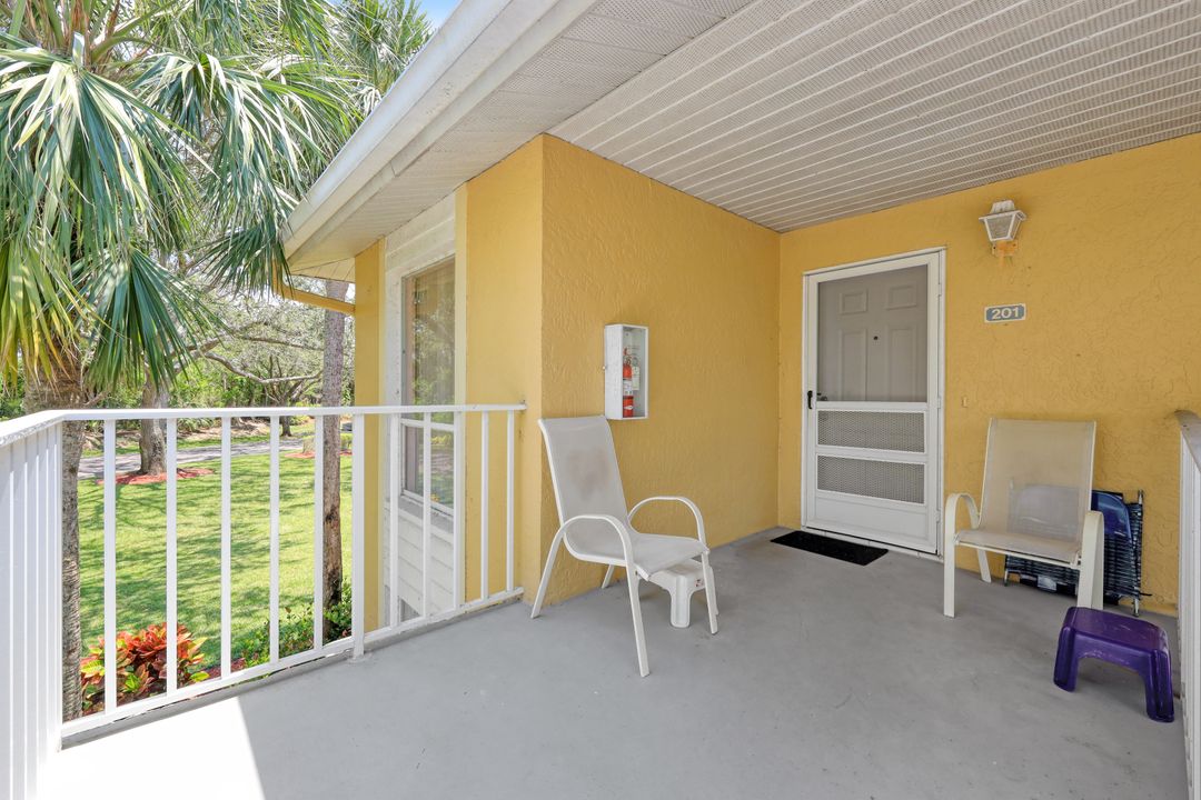 1270 Yesica Ann Cir #201, Naples, FL 34110