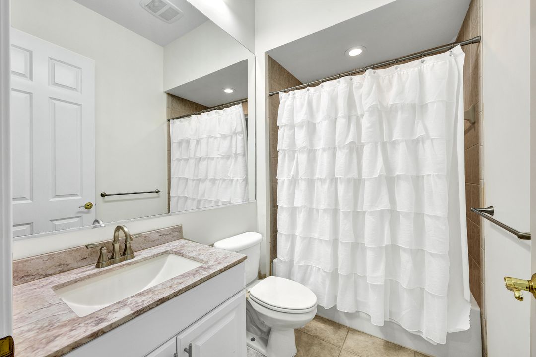 7620 Knightwing Cir, Fort Myers, FL 33912