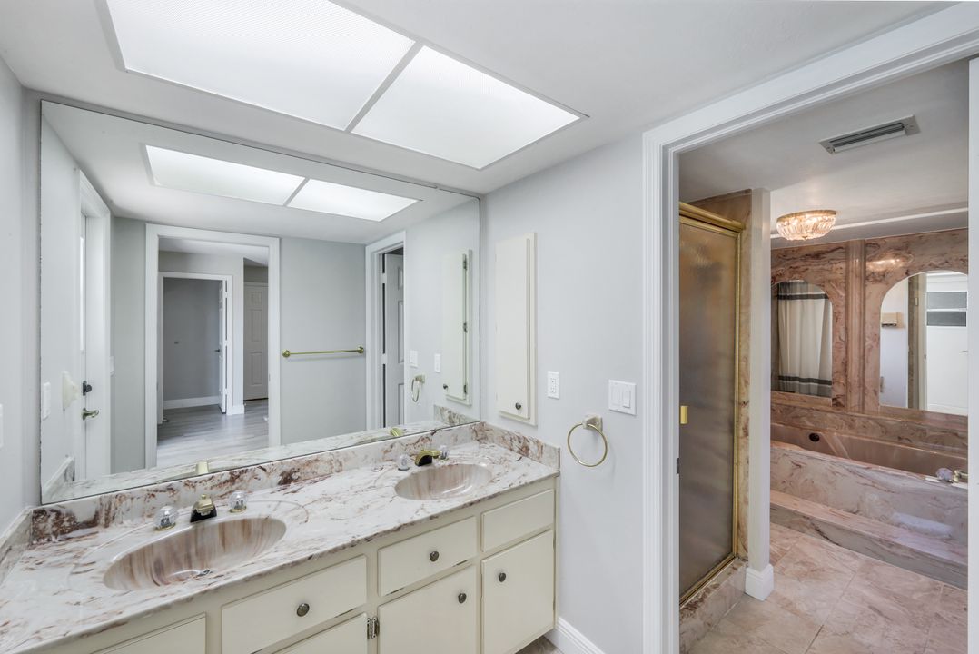 3718 SE 8th Ave, Cape Coral, FL 33904
