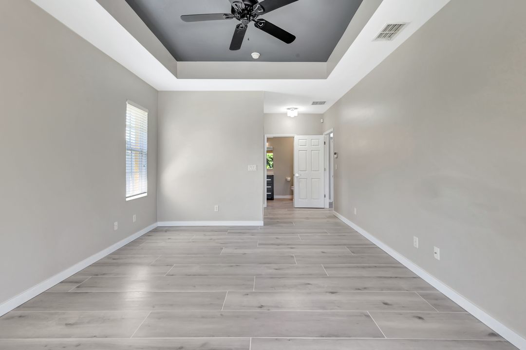 4200 29th Pl SW, Naples, FL 34116