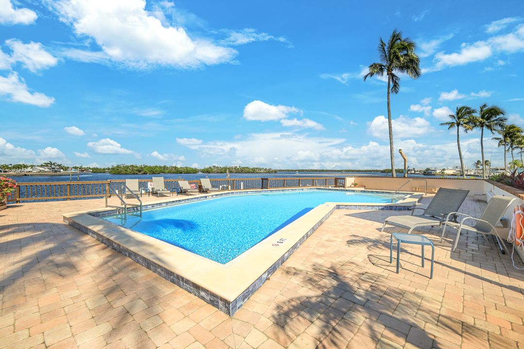 894 Buttonwood Dr #219, Fort Myers Beach, FL 33931