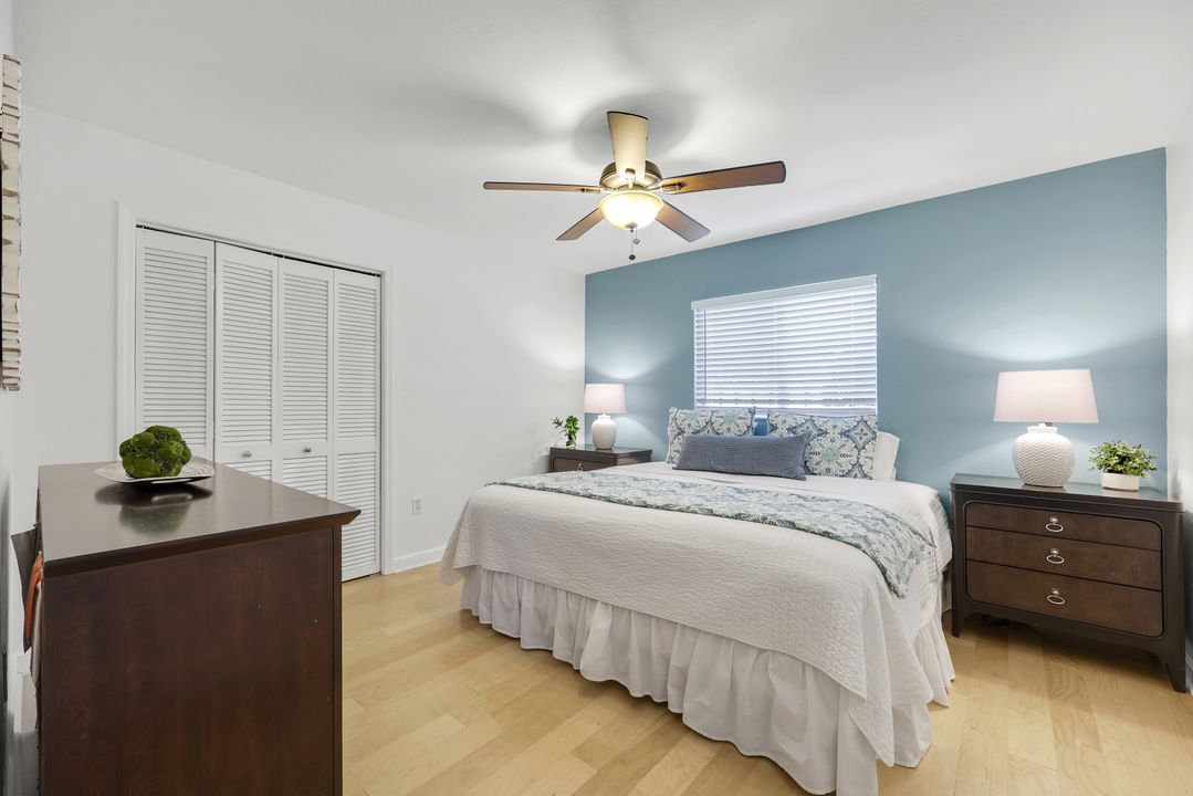 768 96th Ave N, Naples, FL 34108